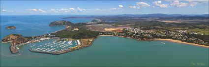 Keppel Bay Marina - Yeppoon - QLD (PBH4 00 18734)
